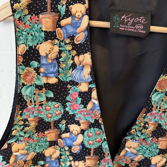 Vintage Kyote Hand-Painted Teddy Bear Print Vest - Picture 2 of 8